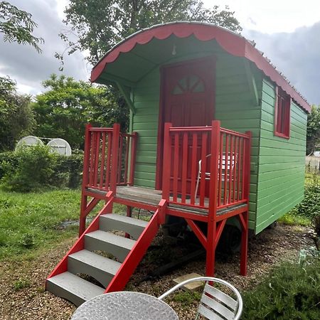 Une Bouteille Au Canal Dieupentale Exterior foto